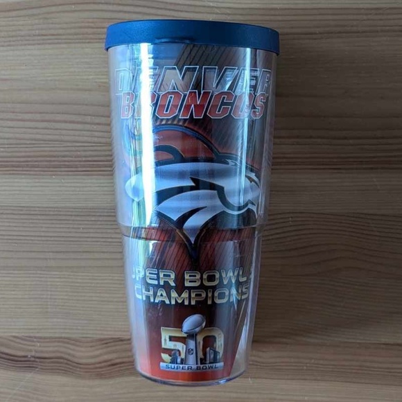 Denver Broncos Super Bowl 50 Champions 24oz Tervis Tumbler - Picture 1 of 3